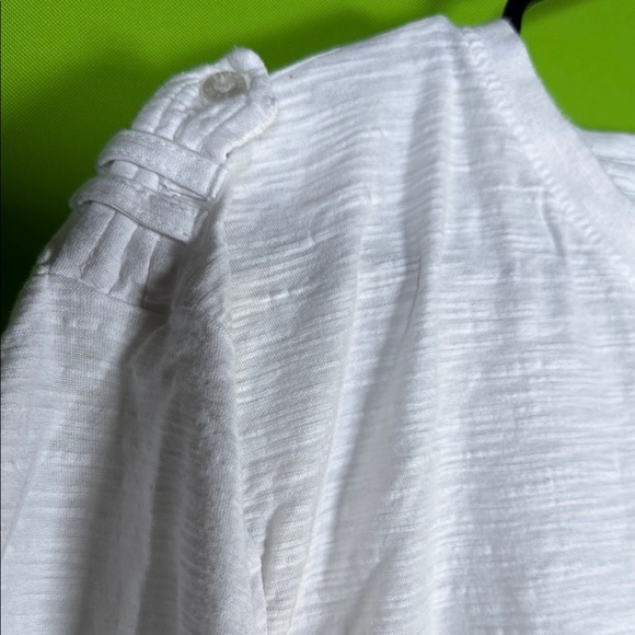 Free Planet White Short Sleeve Crew Neck Tee - Picture 8 of 12